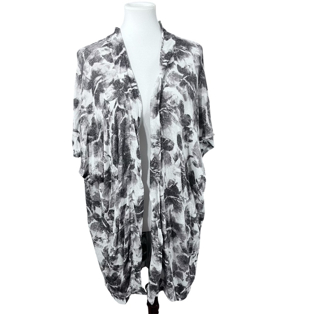 Abercrombie & Fitch Women’s Knit Kimono Cardigan One Size Black Gray White